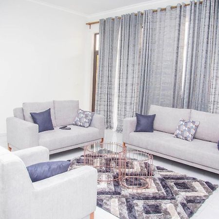 Longhorn Executive Apartments Лусака Экстерьер фото